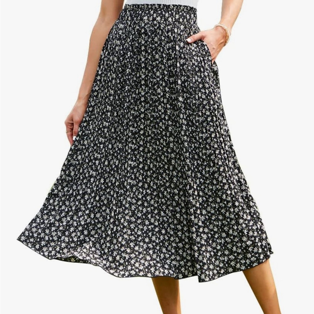 Floral Black Daisy Midi Women's Skirt